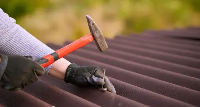 impermeabilización de tejados con onduline bajo teja a precio económico en Collado Villalba, Madrid
